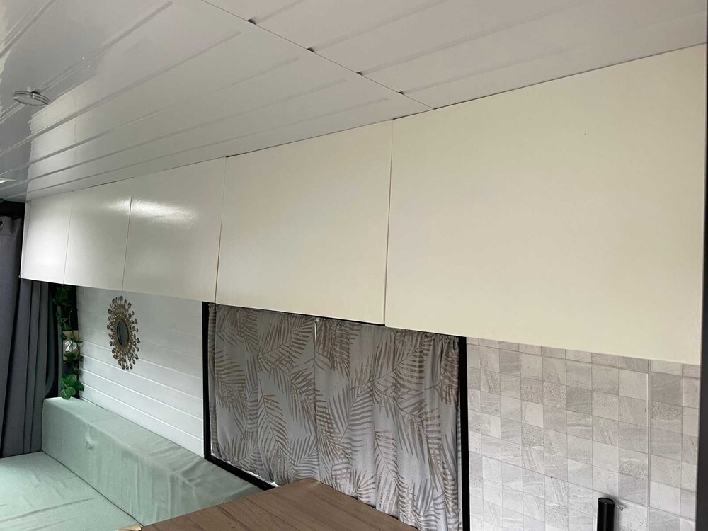 Volkswagen Crafter 35 L3H2 80 KW Automaat Camper 109pk 2010, K-168-NT