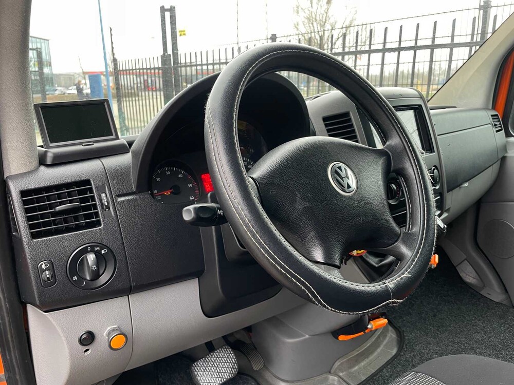 Volkswagen Crafter 35 L3H2 80 KW Automaat Camper 109pk 2010, K-168-NT