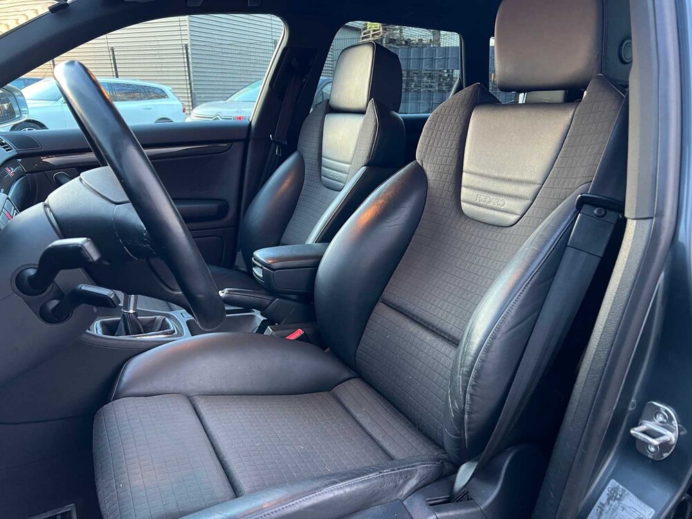 Audi S4 Avant 4.2 V8 Quattro 344PS 2003, TZ-633-G -Youngtimer-