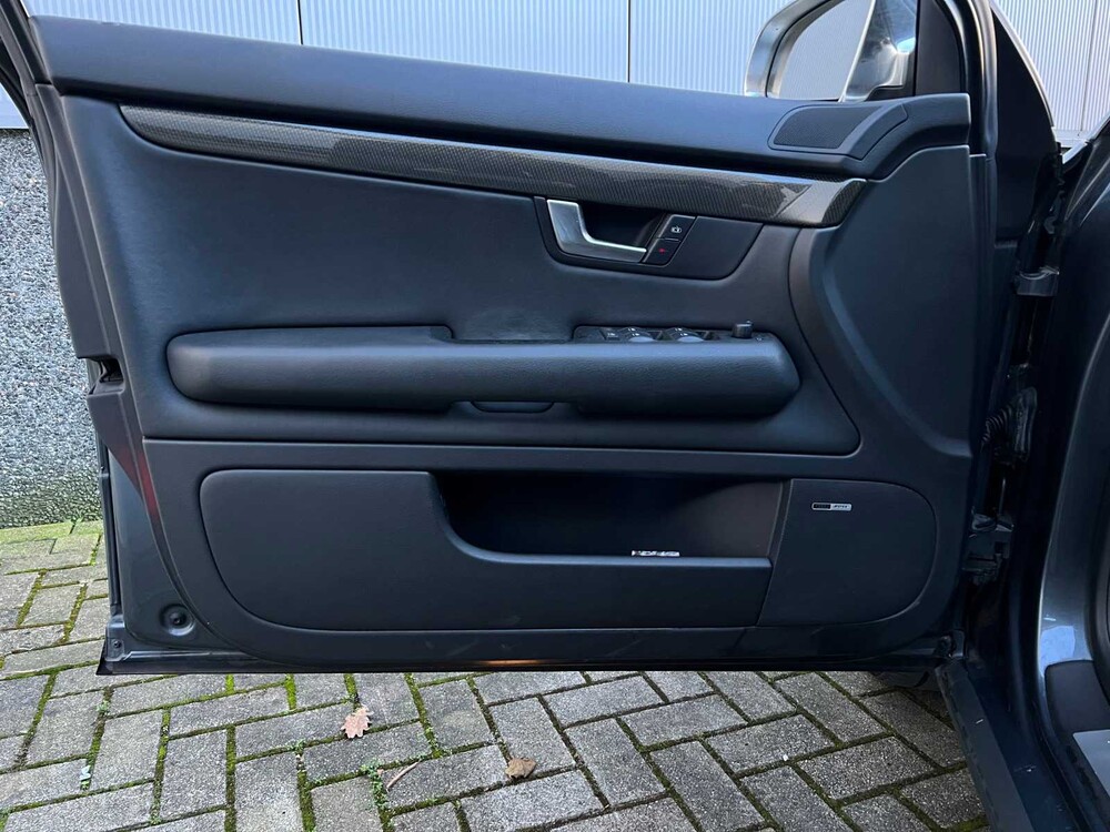 Audi S4 Avant 4.2 V8 Quattro 344PS 2003, TZ-633-G -Youngtimer-