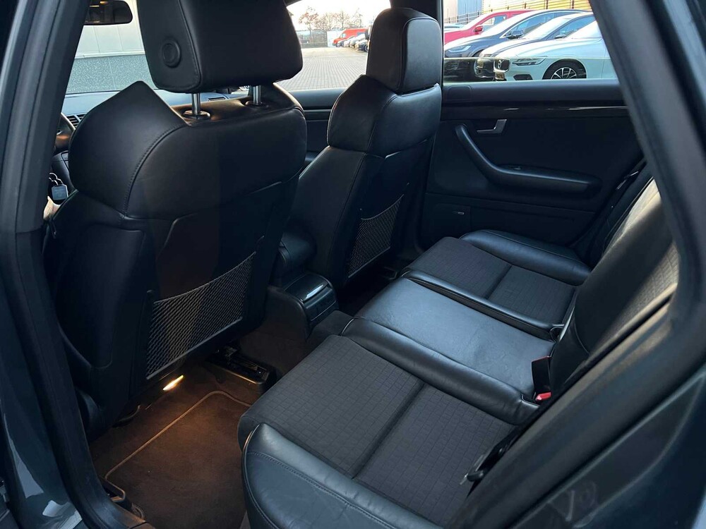 Audi S4 Avant 4.2 V8 Quattro 344PS 2003, TZ-633-G -Youngtimer-