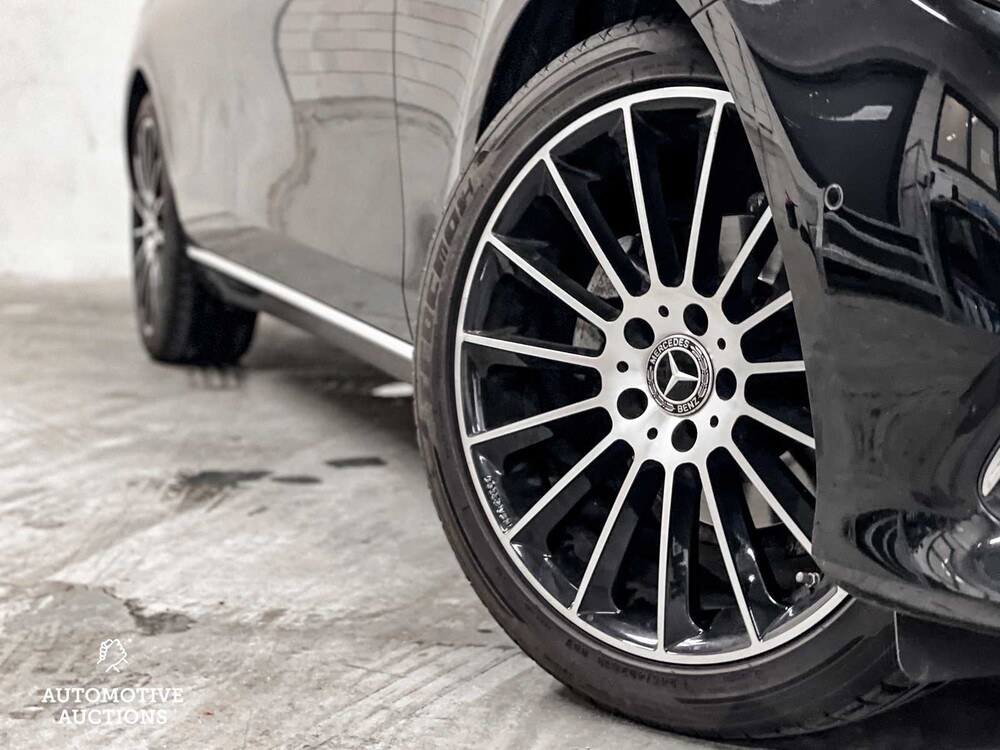 Mercedes-Benz E200 Premium Plus 184hp 2017 E-class, R-862-JR