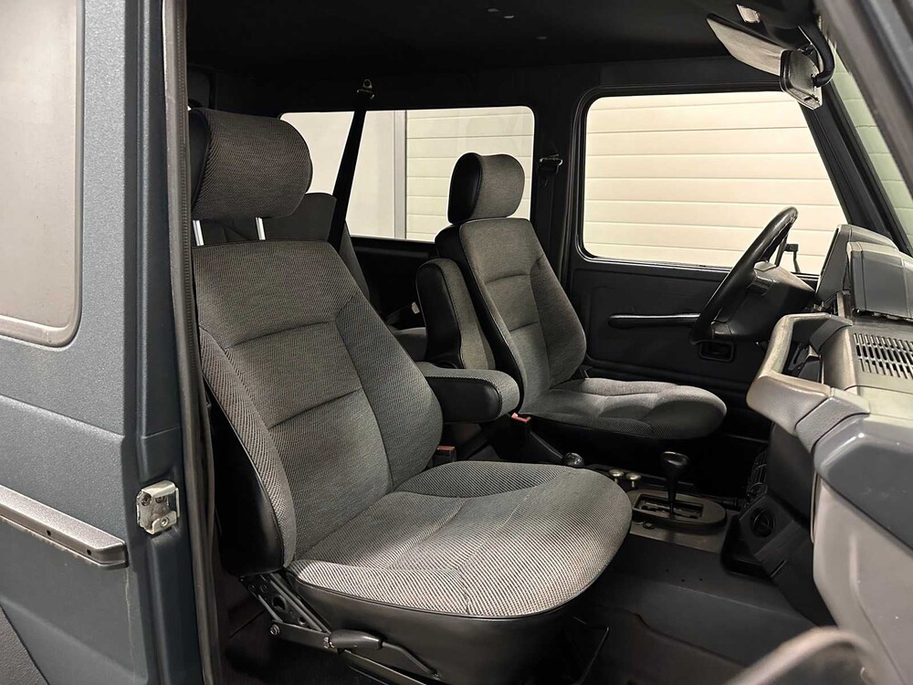 Mercedes-Benz 230GE BARN DOORS SHORT G-Class 125hp 1990, K-744-VJ