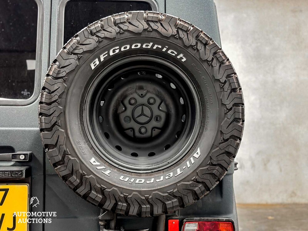 Mercedes-Benz 230GE BARN DOORS SHORT G-Class 125hp 1990, K-744-VJ