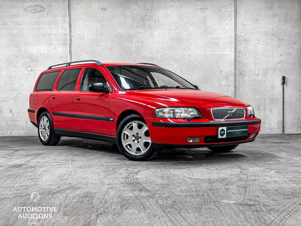 Volvo V70 2.3 T-5 250pk 2000, 69-LJ-XG