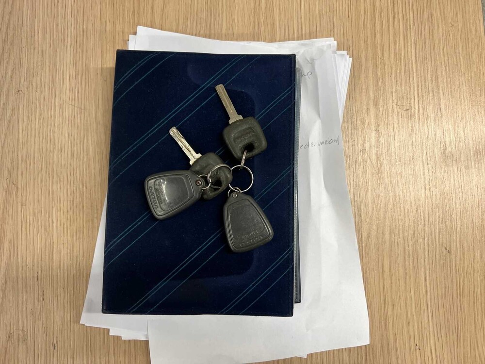 Volvo V70 2.3 T-5 250pk 2000, 69-LJ-XG