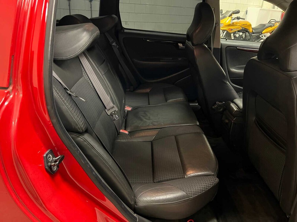 Volvo V70 2.3 T-5 250pk 2000, 69-LJ-XG