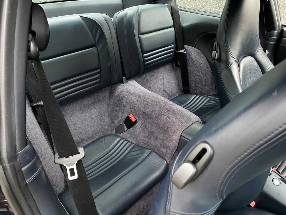 Porsche 911 Carrera 4 996 3.6 Coupé 320hp -Orig. NL- 2002, 64-HV-FB