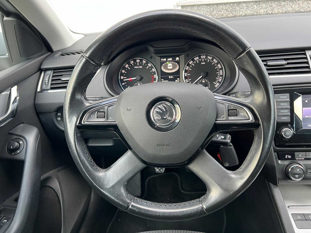 Skoda Octavia Combi 1.6 TDI Greentech Ambition Businessline 105hp 2015 -Orig. EN-, 6-ZHS-77