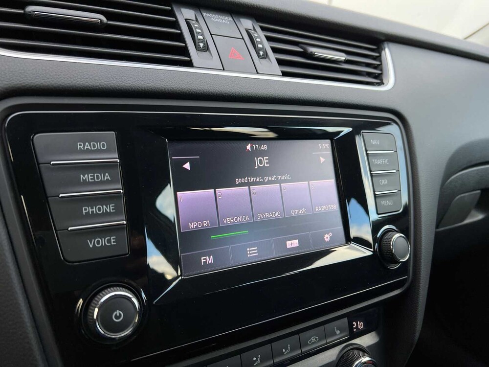 Skoda Octavia Combi 1.6 TDI Greentech Ambition Businessline 105hp 2015 -Orig. EN-, 6-ZHS-77