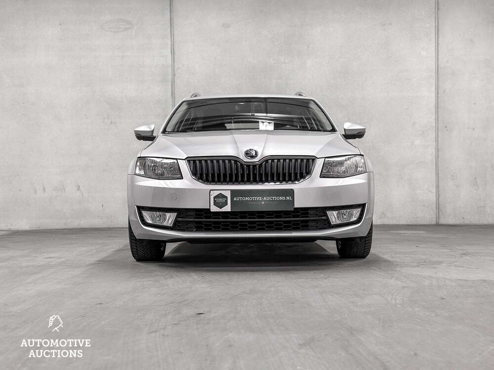 Skoda Octavia Combi 1.6 TDI Greentech Ambition Businessline 105hp 2015 -Orig. EN-, 6-ZHS-77