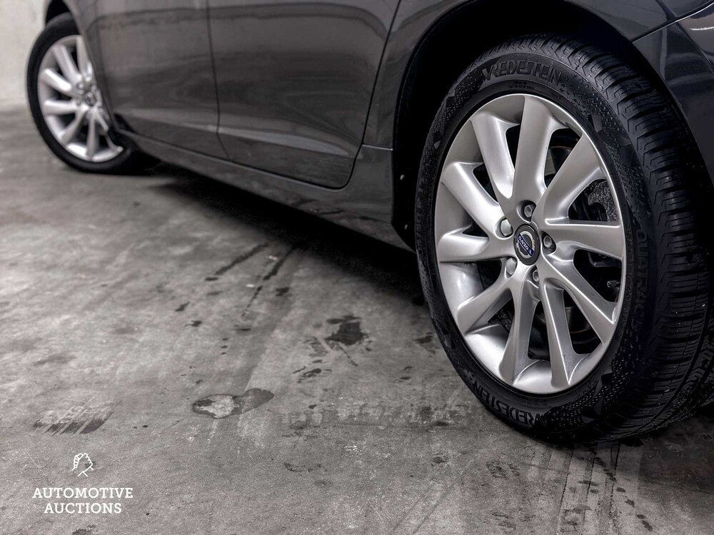 Volvo V60 2.0 D3 136pk 2015, ZN-778-S