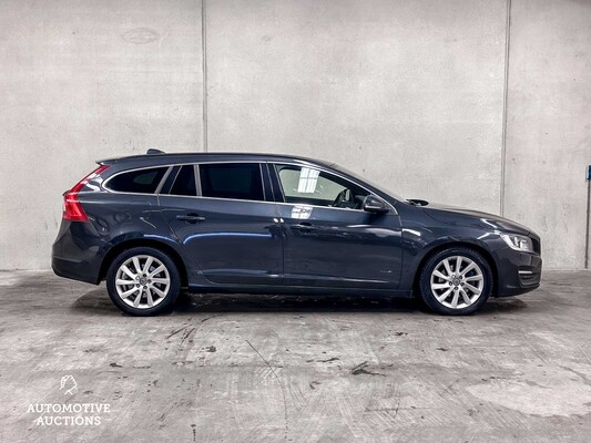 Volvo V60 2.0 D3 136PS 2015, ZN-778-S