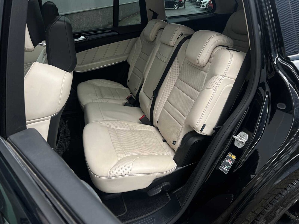 Mercedes-Benz GLS63 AMG 5.5 V8 4Matic 585hp 2016 GLS-Class, P-677-TB