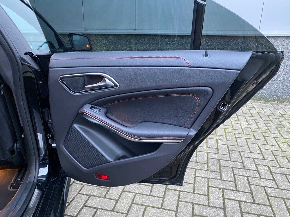 Mercedes-Benz CLA250 AMG CLA-Klasse 250 211PS -Org. NL-, 2-TND-45
