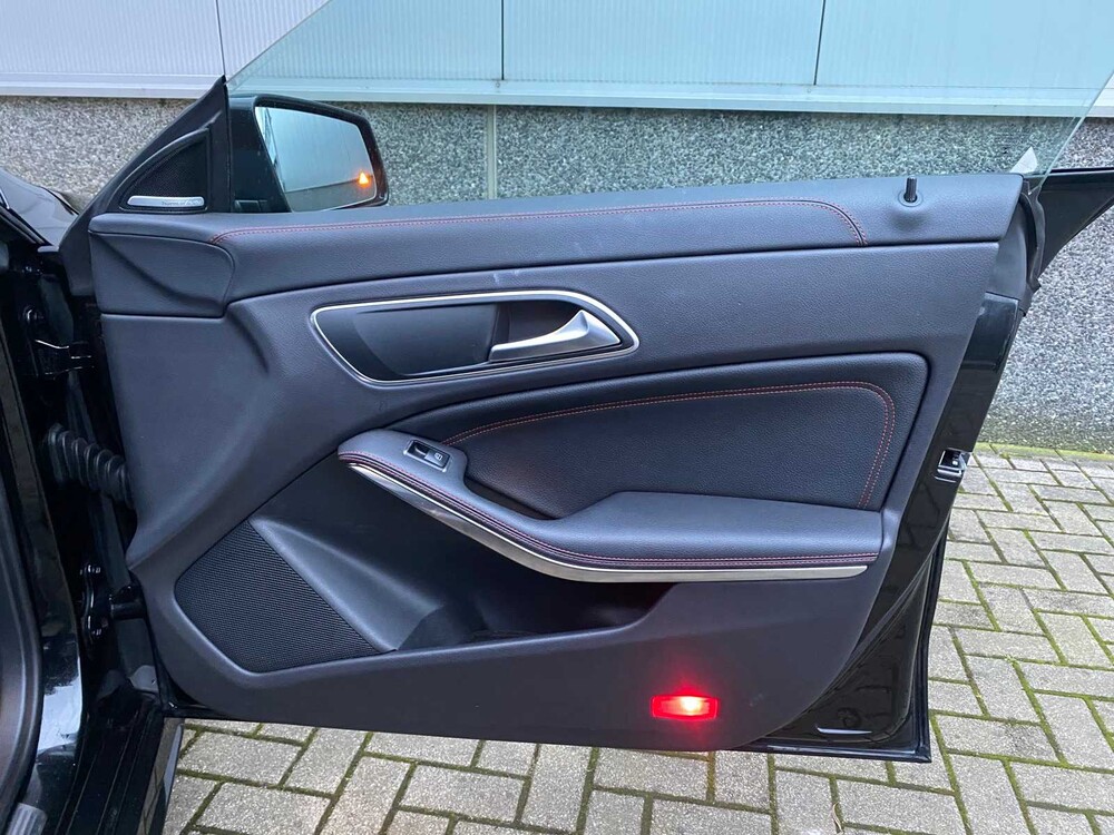 Mercedes-Benz CLA250 AMG CLA-Klasse 250 211PS -Org. NL-, 2-TND-45