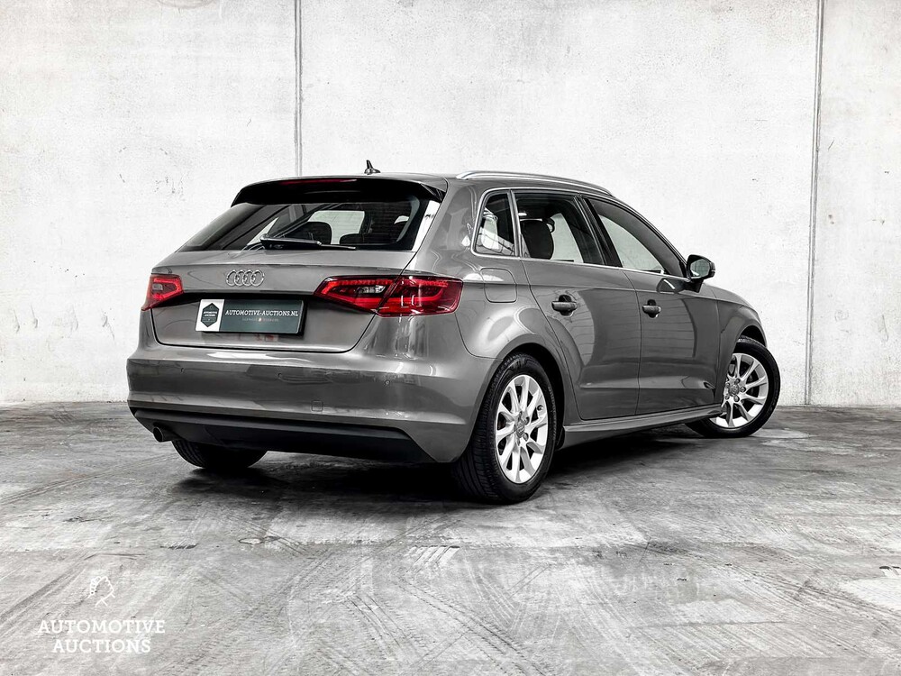 Audi A3 Sportback 1.6 TDI Ultra Edition 110pk 2013 -Orig. NL-, 9-TBL-15