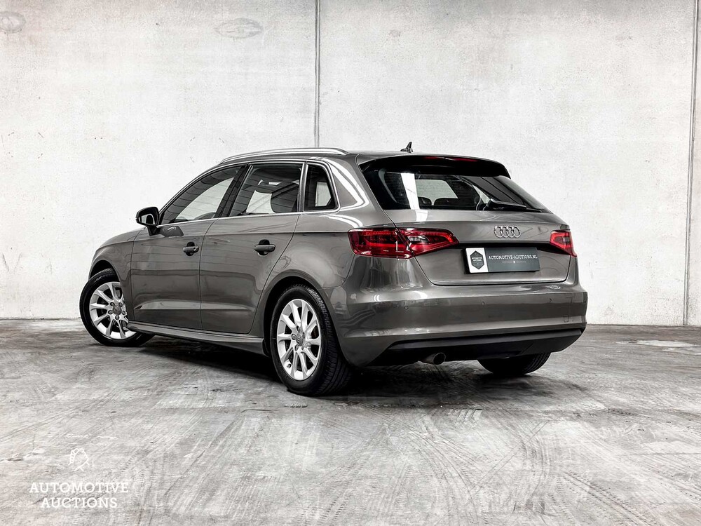 Audi A3 Sportback 1.6 TDI Ultra Edition 110pk 2013 -Orig. NL-, 9-TBL-15