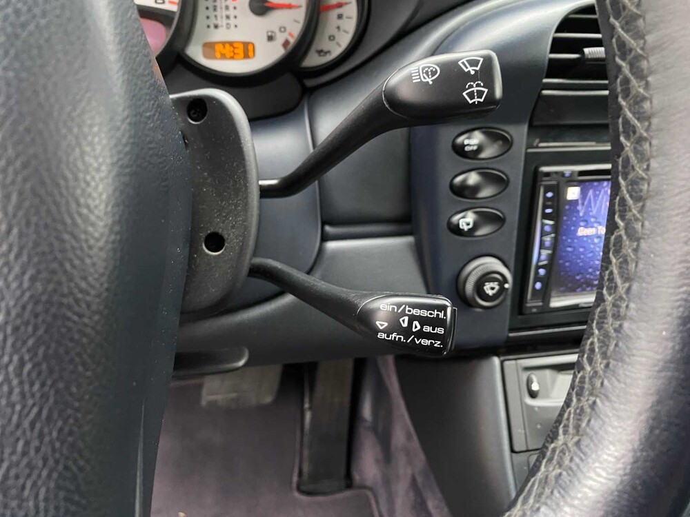 Porsche 911 Carrera 4 996 3.6 Coupé 320PS -Orig. NL- 2002, 64-HV-FB