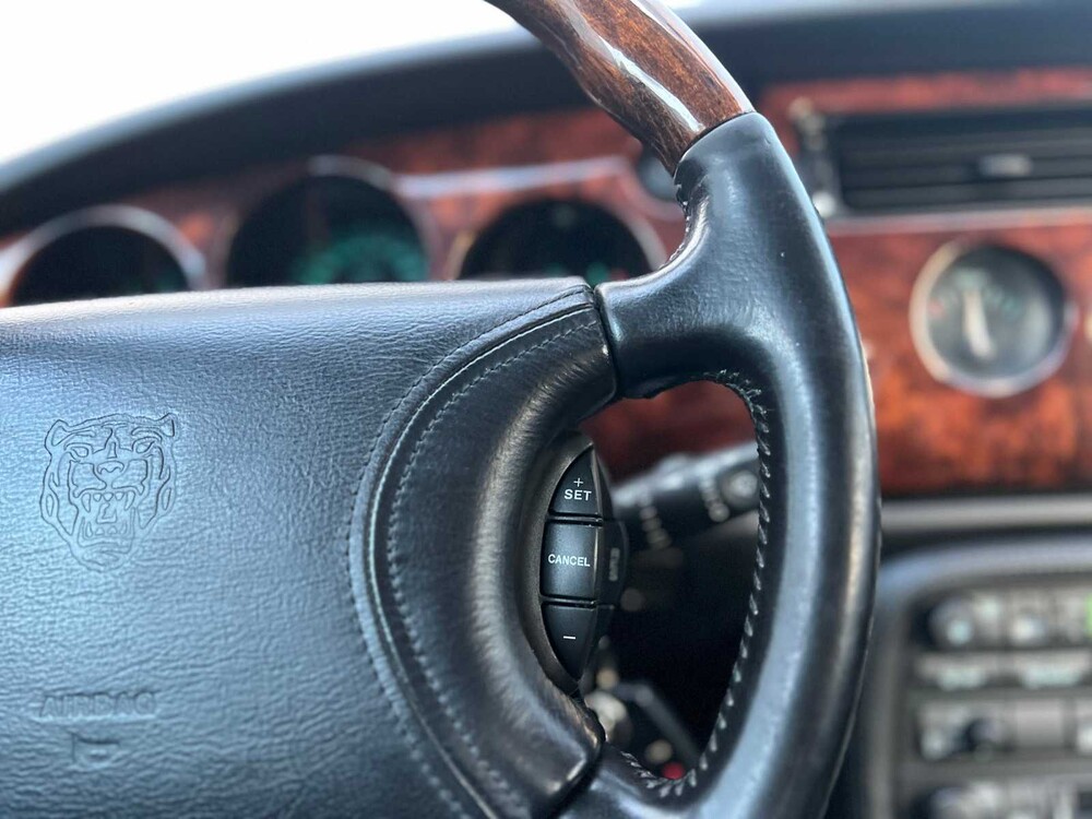 Jaguar XK8 4.0 V8 Convertible 298pk 1998, ST-JZ-11 -Youngtimer-