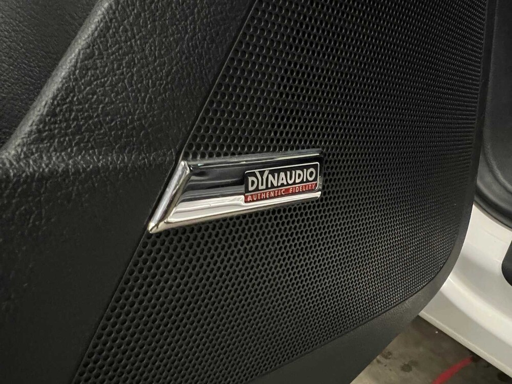 Volkswagen Tiguan R-Line 2.0 TSI Sport&Style 4Motion 200pk 2010, ZB-669-H