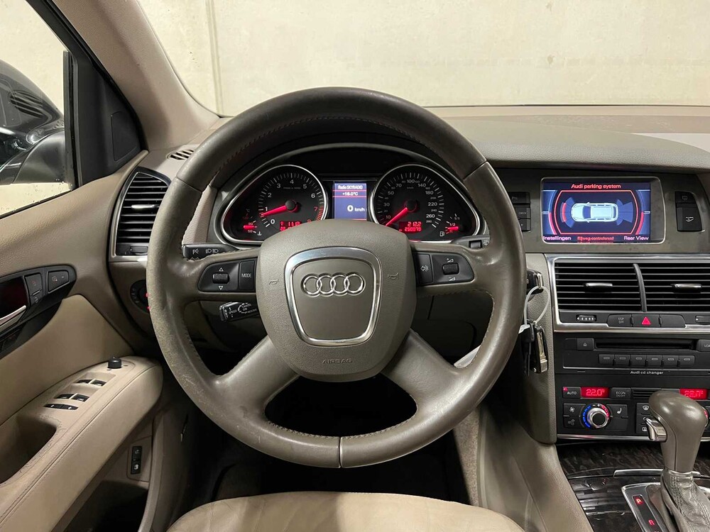 Audi Q7 Quattro 4.2 V8 FSI Pro Line+ -Youngtimer- 2006 -Orig. NL-, 16-SP-GF 