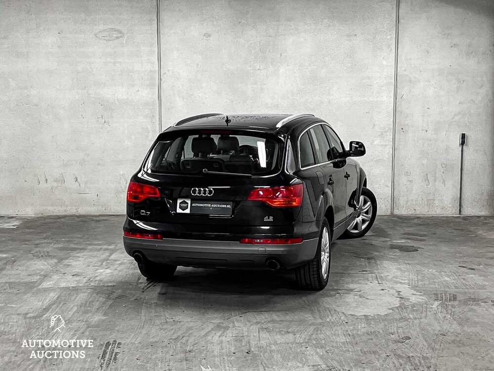 Audi Q7 Quattro 4.2 V8 FSI Pro Line+ -Youngtimer- 2006 -Orig. NL-, 16-SP-GF 