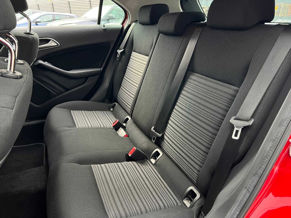 Mercedes-Benz A180 Lease Edition Ambition A-klasse 122pk 2014, NZ-817-H