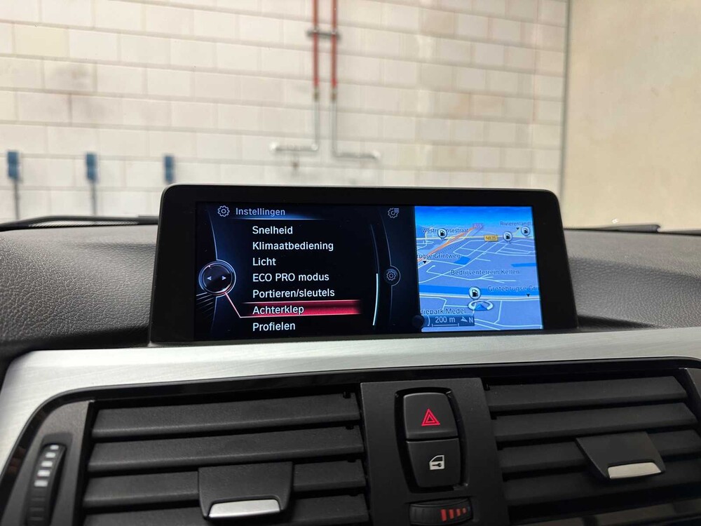 BMW 318d Touring Executive Sport 143hp 2015 3 Series, 7-ZJX-63