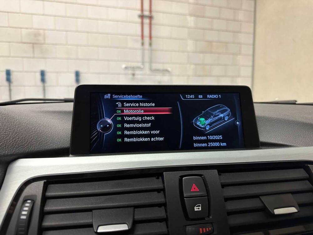 BMW 318d Touring Executive Sport 143hp 2015 3 Series, 7-ZJX-63