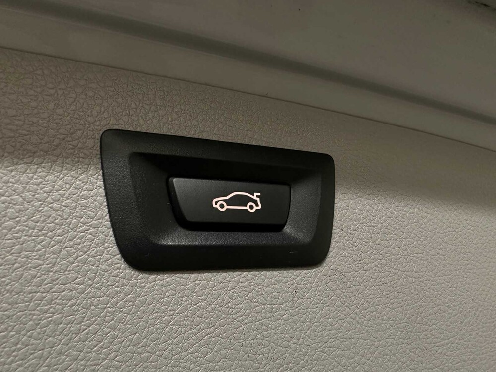 BMW 318d Touring Executive Sport 143hp 2015 3 Series, 7-ZJX-63