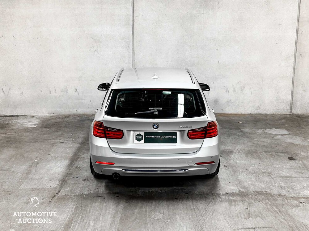 BMW 318d Touring Executive Sport 143hp 2015 3 Series, 7-ZJX-63
