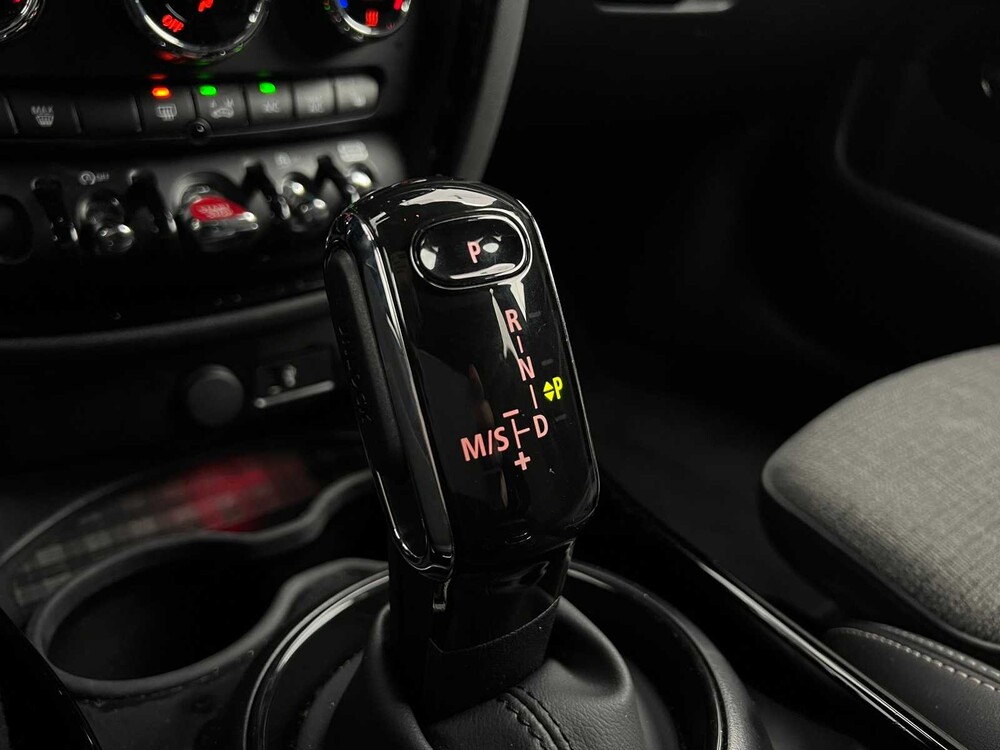 Mini Clubman Cooper S 2.0 Classic 178pk FACELIFT (Org. NL + GARANTIE) 2023, S-295-XP