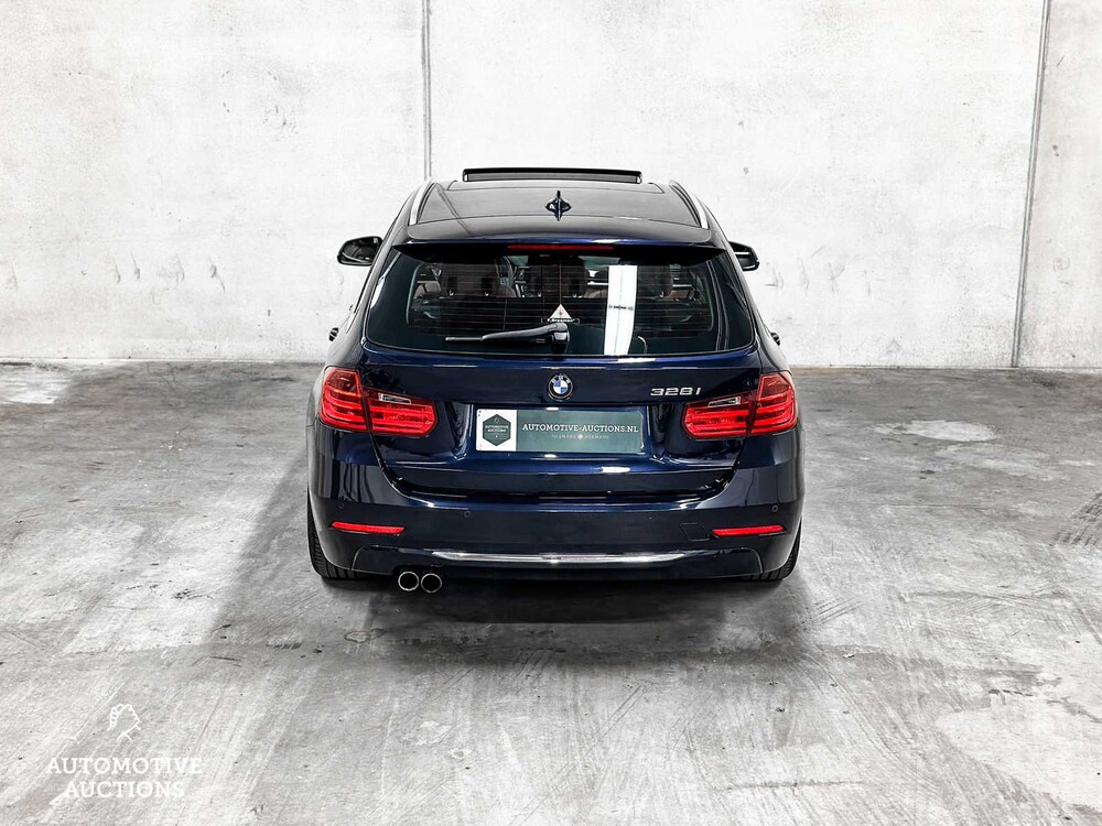 BMW 328i Touring High Executive F31 245PS 2013 3er, 1-STF-25