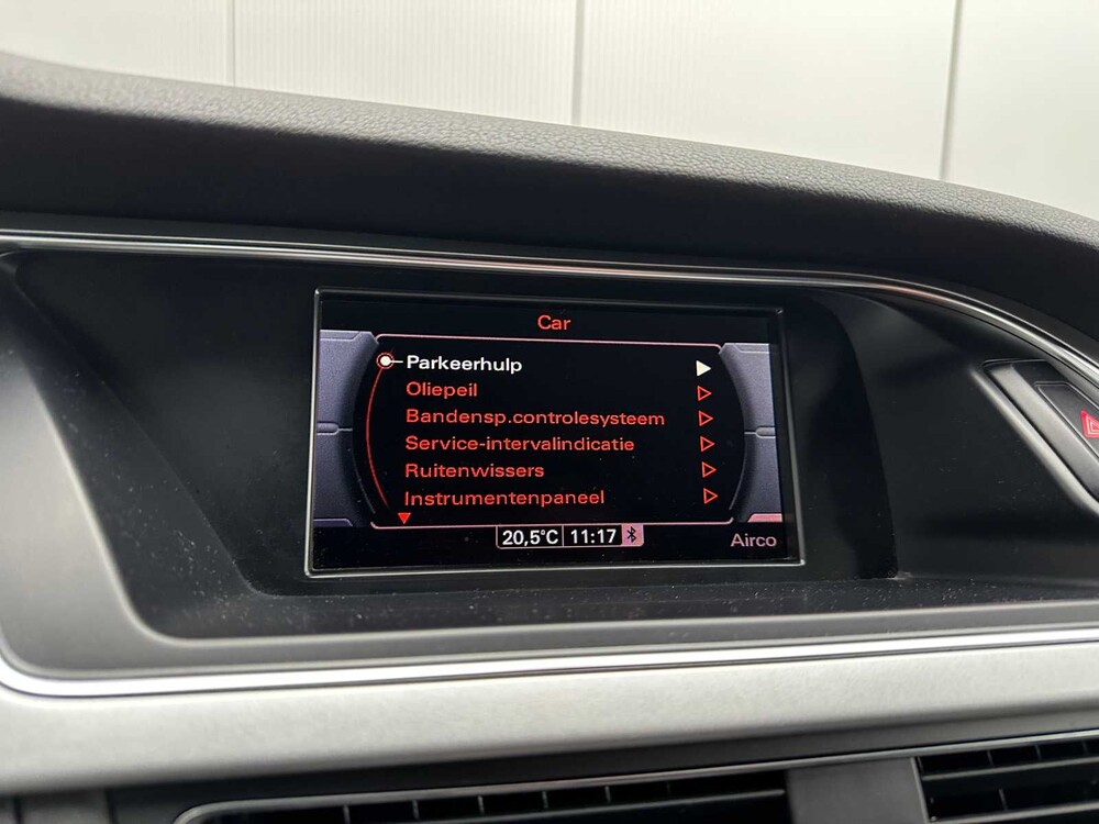 Audi A4 Avant 2.0 TDI Ultra Advance 136pk 2015 -Orig. NL-, HL-711-X