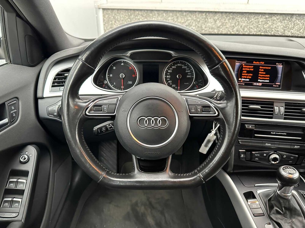 Audi A4 Avant 2.0 TDI Ultra Advance 136pk 2015 -Orig. NL-, HL-711-X