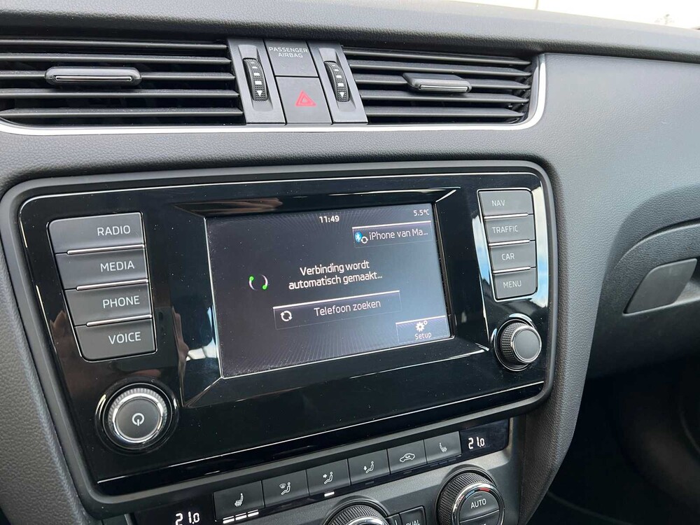 Skoda Octavia Combi 1.6 TDI Greentech Ambition Businessline 105PS 2015 -Orig. DE-, 6-ZHS-77