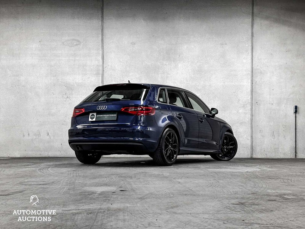 Audi A3 Sportback 1.6 TDI ultra Edition 110hp 2013 -Orig. EN-, 1-SRG-01
