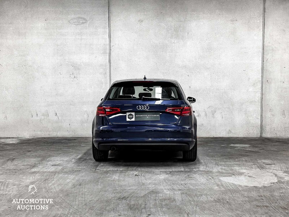 Audi A3 Sportback 1.6 TDI ultra Edition 110hp 2013 -Orig. EN-, 1-SRG-01