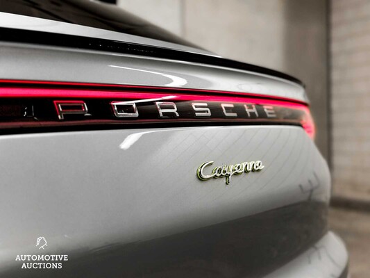 Porsche Cayenne Coupé 3.0 V6 E-Hybrid 470pk 2021 Sport-Chrono ORIG-NL, L-544-HL