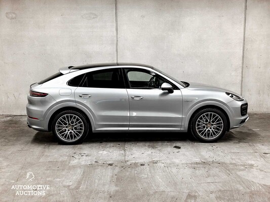 Porsche Cayenne Coupé 3.0 V6 E-Hybrid 470pk 2021 Sport-Chrono ORIG-NL, L-544-HL