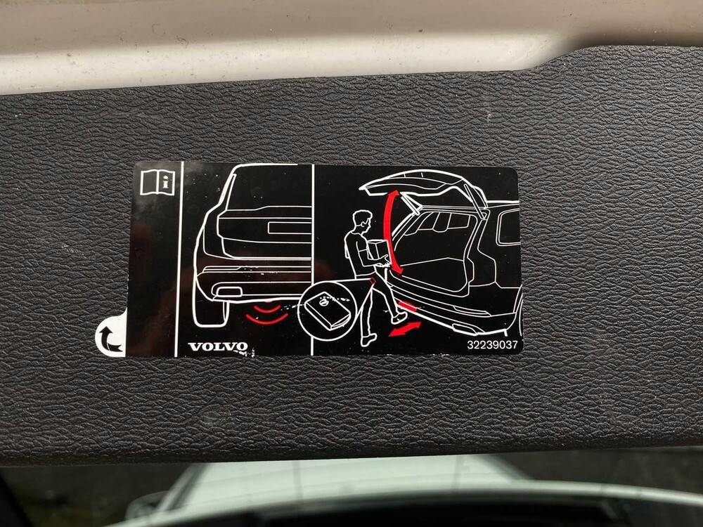 Volvo V60 B3 Business Pro 2.0 163PS -Orig. NL- 2020, J-362-VG