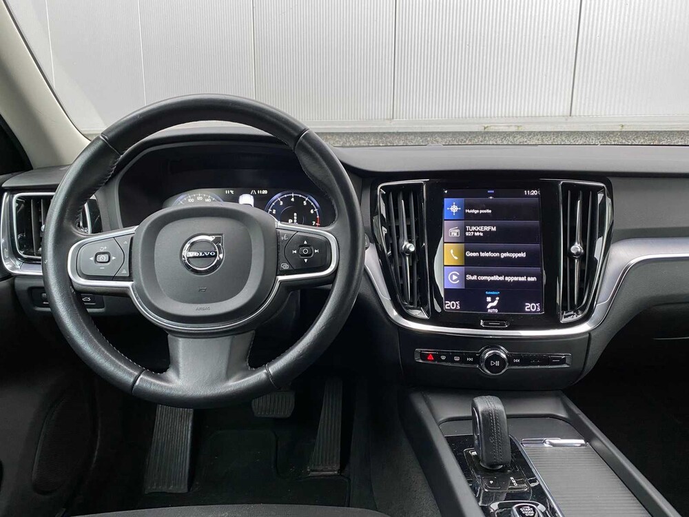 Volvo V60 B3 Business Pro 2.0 163PS -Orig. NL- 2020, J-362-VG