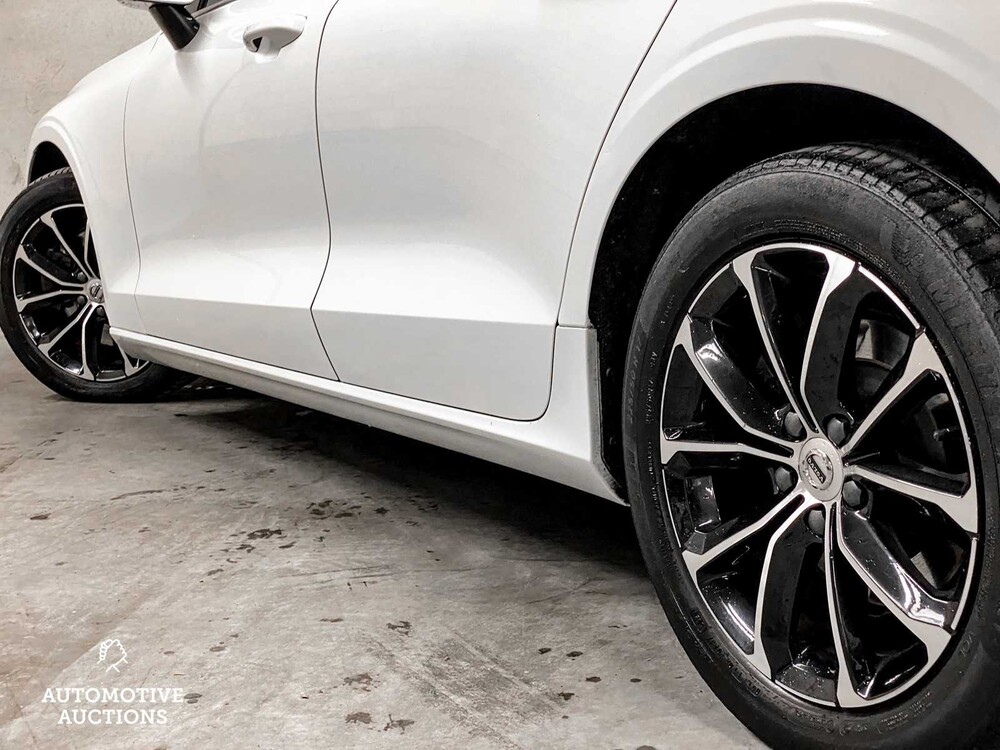 Volvo V60 B3 Business Pro 2.0 163PS -Orig. NL- 2020, J-362-VG