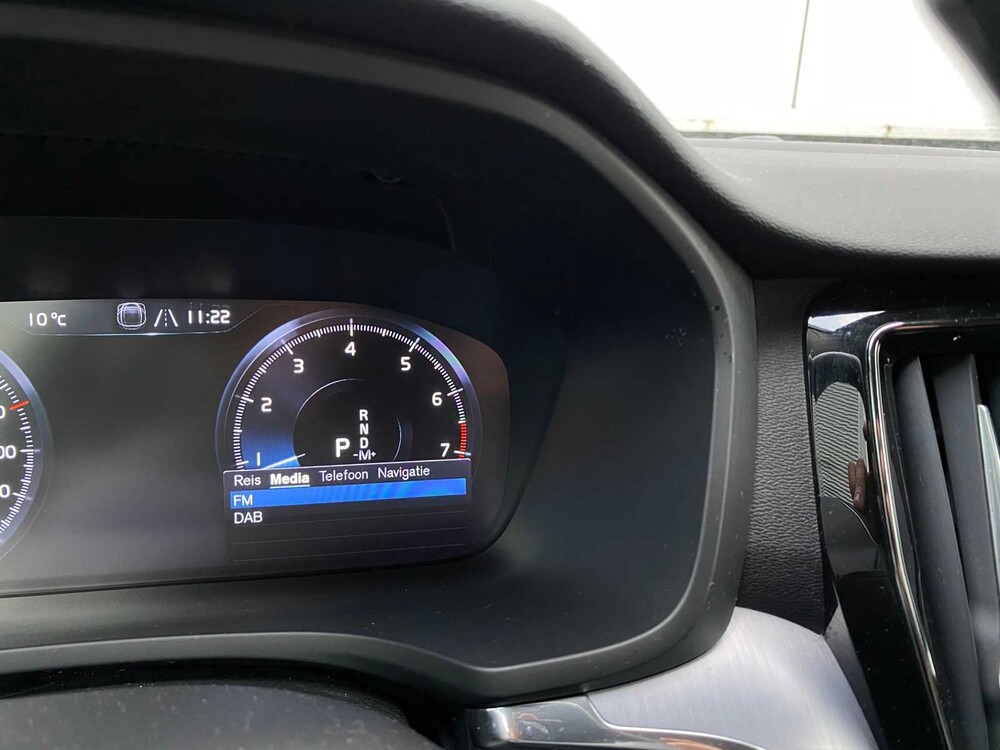 Volvo V60 B3 Business Pro 2.0 163PS -Orig. NL- 2020, J-362-VG