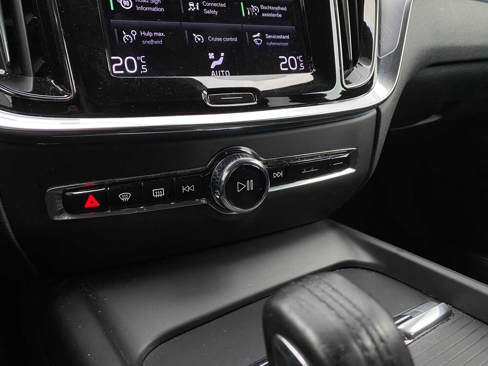 Volvo V60 B3 Business Pro 2.0 163PS -Orig. NL- 2020, J-362-VG