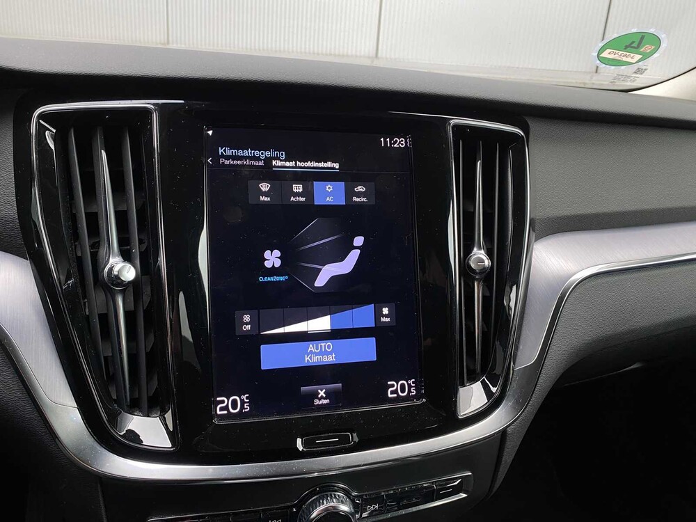 Volvo V60 B3 Business Pro 2.0 163PS -Orig. NL- 2020, J-362-VG