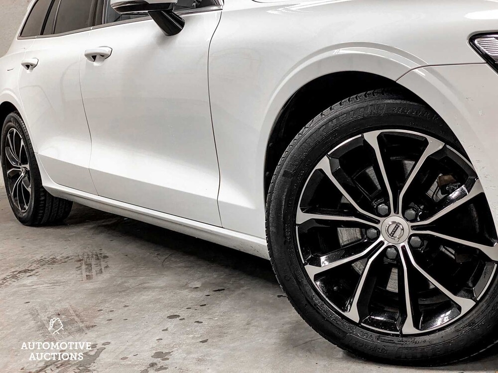 Volvo V60 B3 Business Pro 2.0 163PS -Orig. NL- 2020, J-362-VG