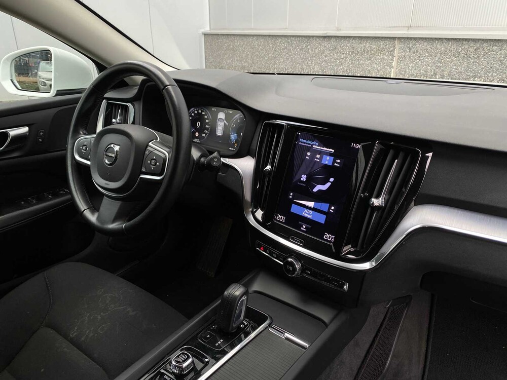 Volvo V60 B3 Business Pro 2.0 163PS -Orig. NL- 2020, J-362-VG