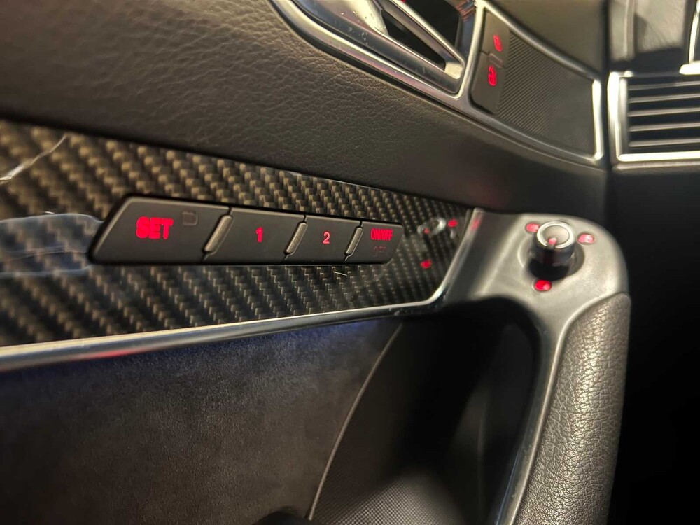 Audi RS6 Sedan 5.0 V10 Quattro 580pk 2010